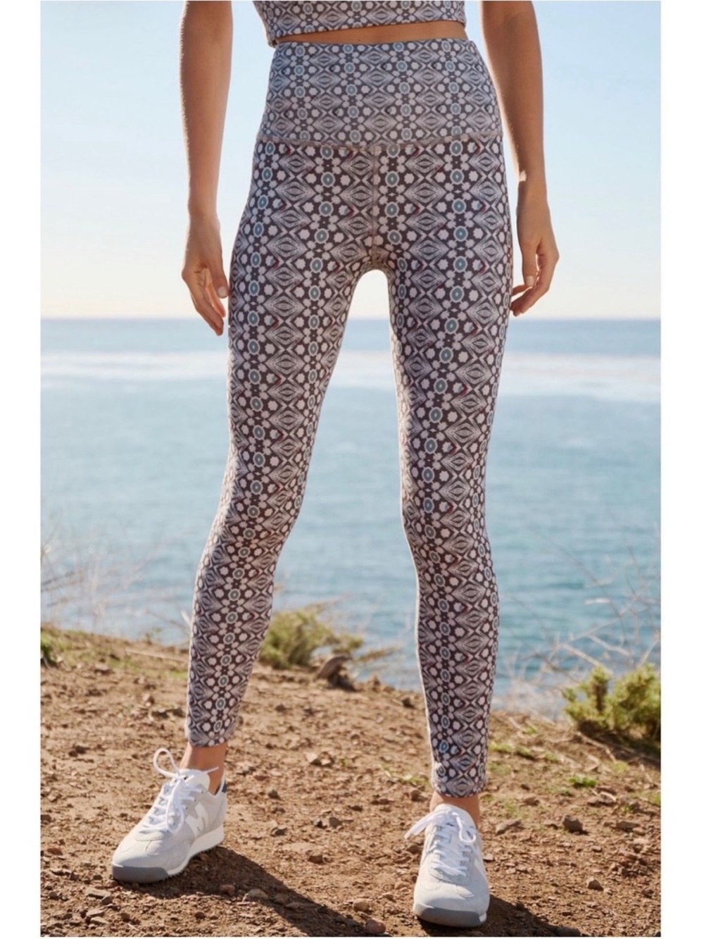 Anthropologie Daily Practice High Rise Ankle Geometric Print Leggings EUC Sz XS